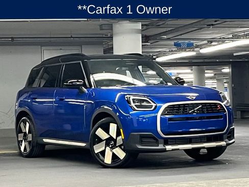 Used 2025 MINI Cooper Countryman S w/ Comfort Package Max image 3