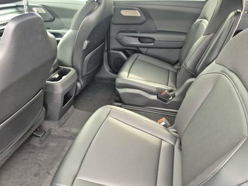 New 2027 Kia Telluride S image 12