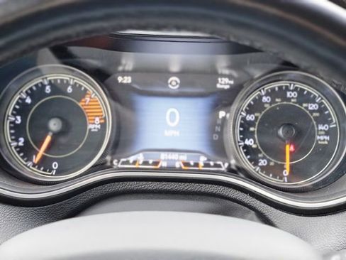 Used 2019 Jeep Cherokee Trailhawk w/ Comfort/Convenience Group image 19