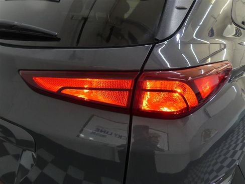 Used 2023 Hyundai Kona SEL FWD image 16