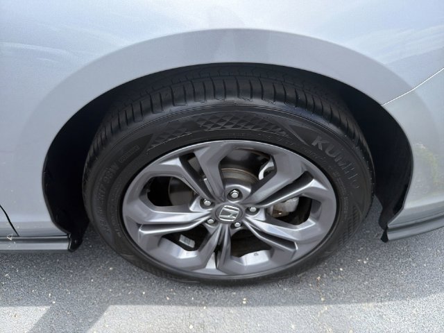 Used 2023 Honda Accord EX image 15