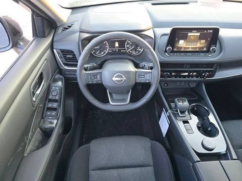 New 2026 Nissan Rogue SV w/ Cold Weather Package AWD/4WD image 24