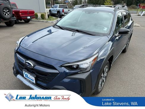 Used 2023 Subaru Outback Limited AWD/4WD image 9
