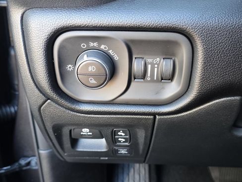 New 2026 RAM 1500 Big Horn AWD/4WD image 24