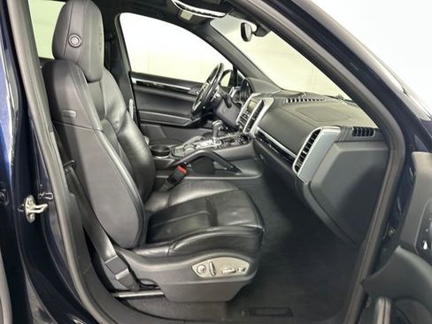 Used 2015 Porsche Cayenne Diesel image 29