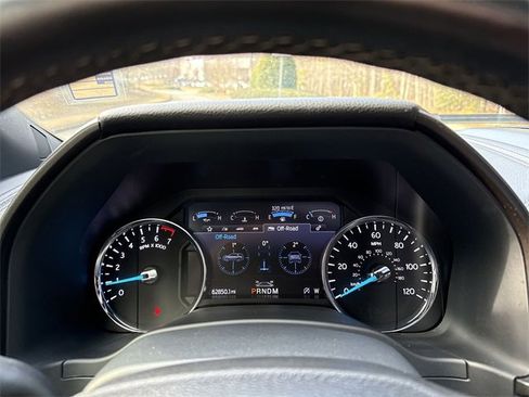 Used 2021 Ford Expedition Limited image 10