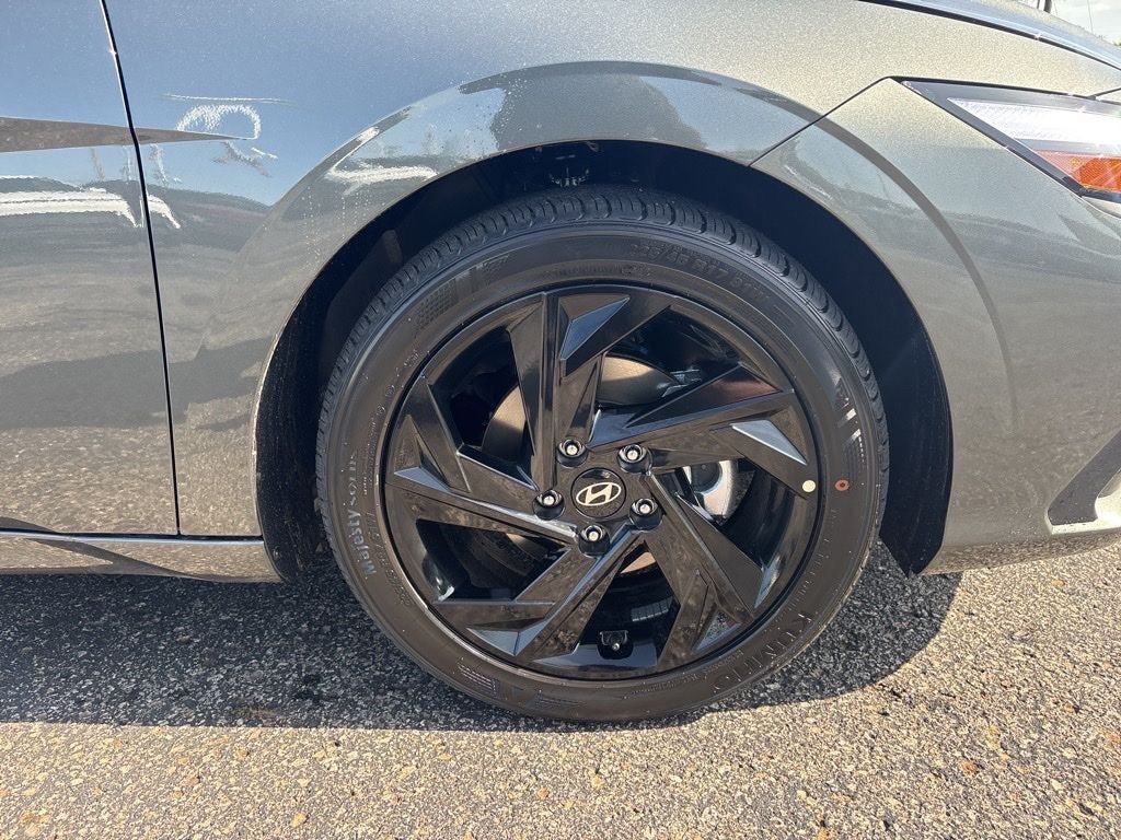 New 2026 Hyundai Elantra Sport FWD image 18