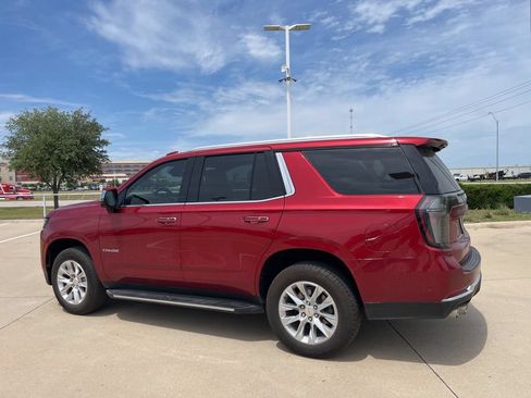 Used 2025 Chevrolet Tahoe Premier RWD image 4