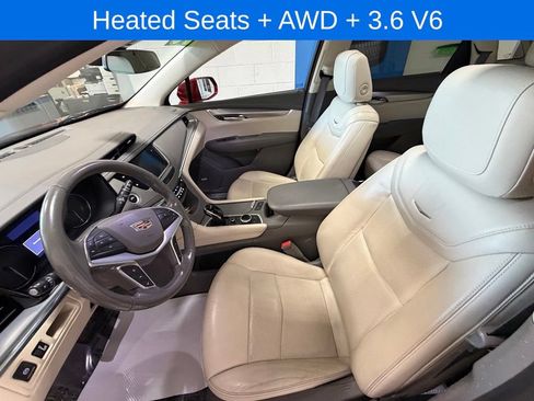 Used 2020 Cadillac XT5 Premium Luxury AWD/4WD image 9