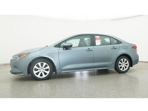 New 2026 Toyota Corolla LE image 18