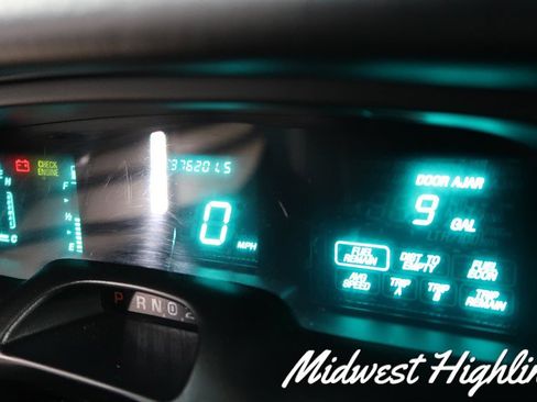 Used 1997 Lincoln Town Car Executive image 12