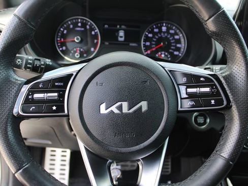 Used 2022 Kia Forte GT-Line w/ GT-Line Premium Package FWD image 19