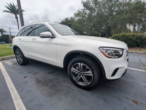 Used 2022 Mercedes-Benz GLC 300 4MATIC w/ Driver Assistance Package image 28
