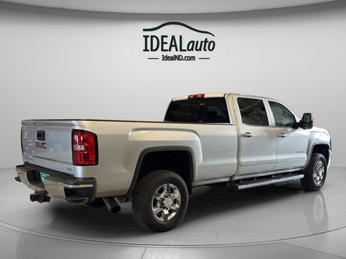 Used 2018 GMC Sierra 3500 SLT w/ Duramax Plus Package AWD/4WD image 13