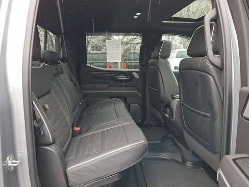 Used 2024 GMC Sierra 1500 AT4X image 26