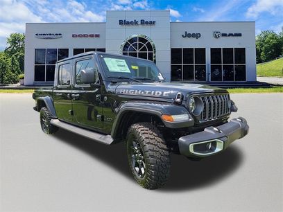 New 2025 Jeep Gladiator Sport