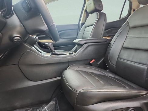 Used 2017 GMC Acadia Denali FWD image 19