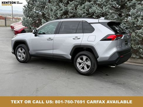 Used 2025 Toyota RAV4 XLE AWD/4WD image 5
