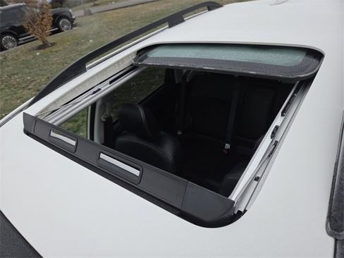 Used 2018 Subaru Forester 2.5i Premium w/ Popular Package #3B image 3