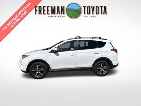 Used 2018 Toyota RAV4 XLE w/ Plus Extra Value Package AWD/4WD image 1