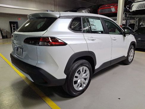 New 2026 Toyota Corolla Cross L image 4