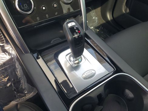 Used 2020 Land Rover Discovery Sport HSE R-Dynamic image 24
