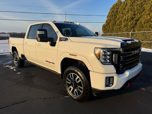 Used 2022 GMC Sierra 2500 AT4 w/ AT4 Premium Plus Package image 5
