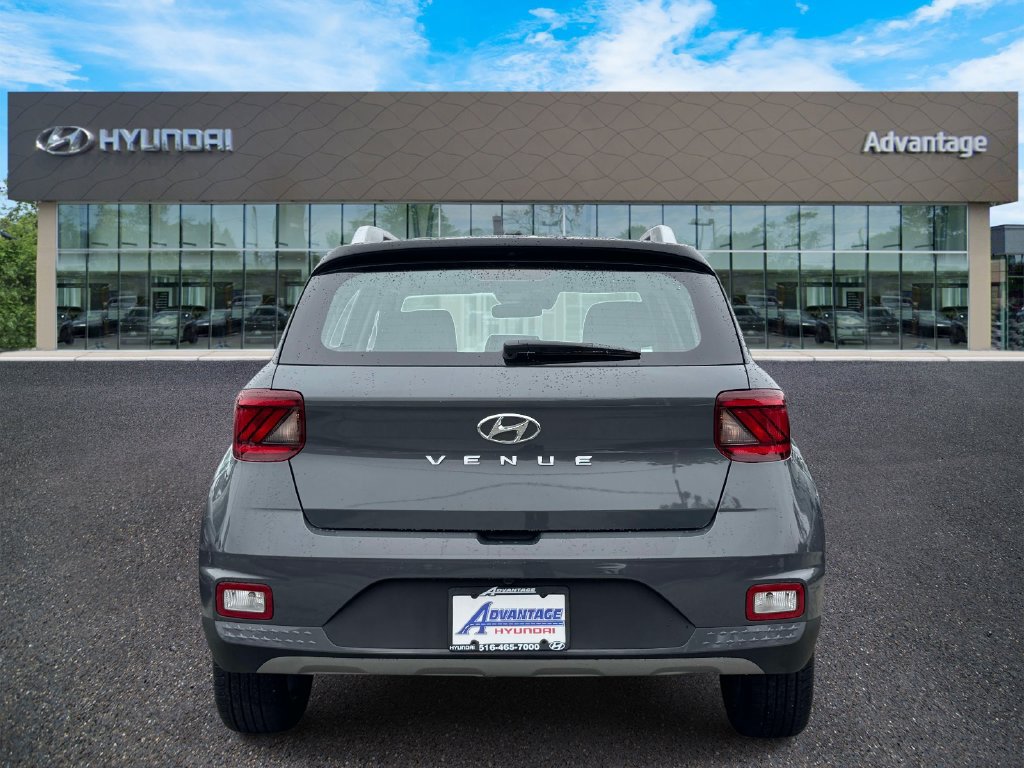Certified 2026 Hyundai Venue SEL FWD image 7