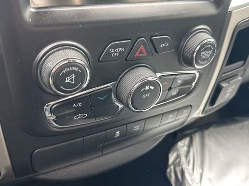 Used 2016 RAM 1500 Big Horn image 13