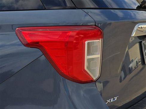 Used 2021 Ford Explorer XLT w/ Equipment Group 202A image 32