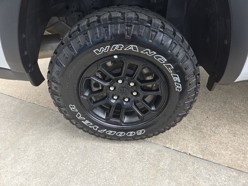 Used 2026 RAM 1500 Rebel w/ Rebel Level 1 Equipment Group AWD/4WD image 32