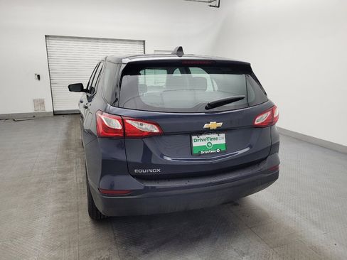 Used 2019 Chevrolet Equinox LS image 6
