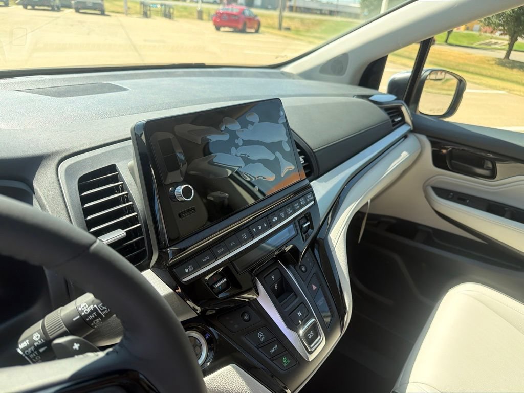 New 2026 Honda Odyssey Touring image 23