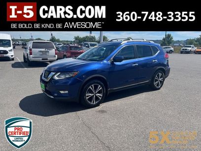 Used 2017 Nissan Rogue SL w/ SL Premium Package