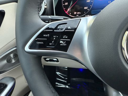 Used 2026 Mercedes-Benz C 300 4MATIC Sedan image 21