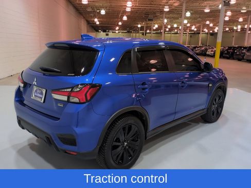 Used 2023 Mitsubishi Outlander Sport LE AWD/4WD image 3