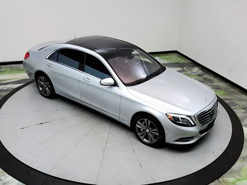 Used 2014 Mercedes-Benz S 550 Sedan image 35