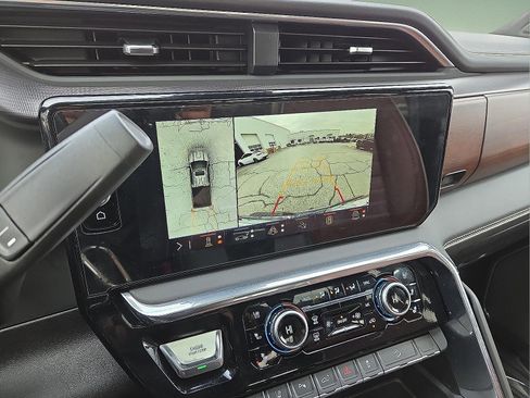 Used 2024 GMC Sierra 2500 Denali Ultimate w/ Max Trailering Package image 17