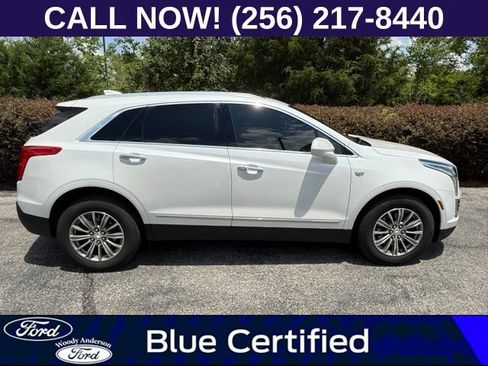 Used 2017 Cadillac XT5 Luxury w/ Driver Awareness Package FWD image 6