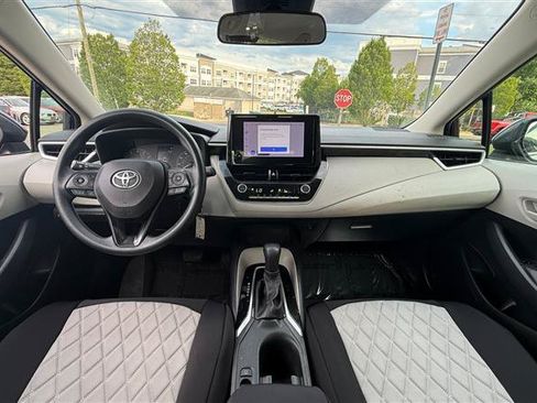 Used 2024 Toyota Corolla LE FWD image 21