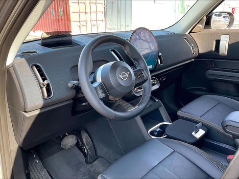 Used 2025 MINI Cooper Countryman S image 18