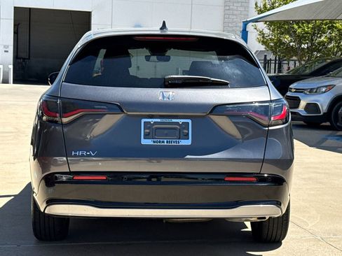 Used 2025 Honda HR-V EX-L image 8