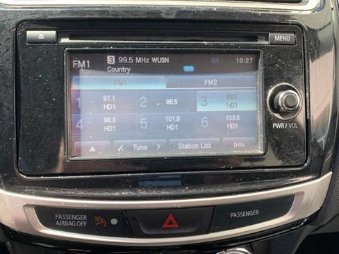 Used 2015 Mitsubishi Outlander Sport SE FWD image 11
