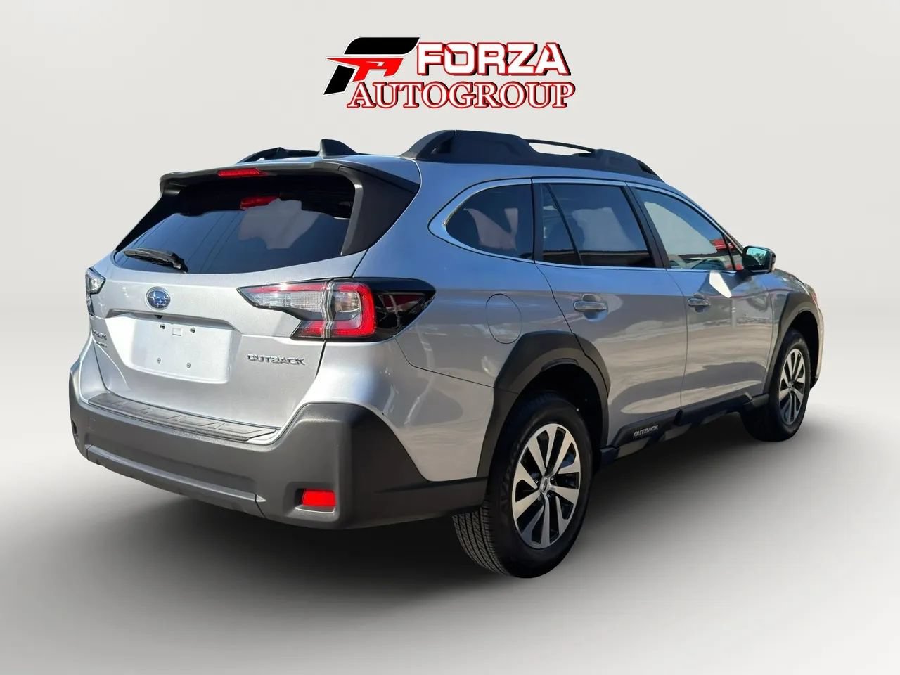 Used 2025 Subaru Outback Premium AWD/4WD image 4