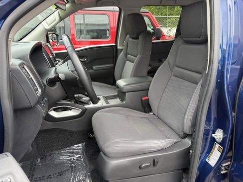 Used 2023 Nissan Frontier SV w/ SV Convenience Package AWD/4WD image 14