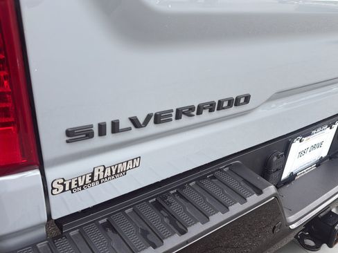 Certified 2024 Chevrolet Silverado 2500 Custom w/ Custom Value Package AWD/4WD image 28