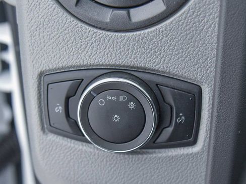 Used 2024 Ford E-450 and Econoline 450 Super Duty w/ Power Windows & Locks Group RWD image 16