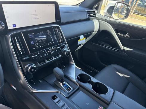 New 2026 Lexus LX 700h Luxury image 24