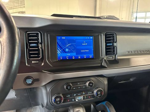 Used 2021 Ford Bronco Black Diamond AWD/4WD image 26