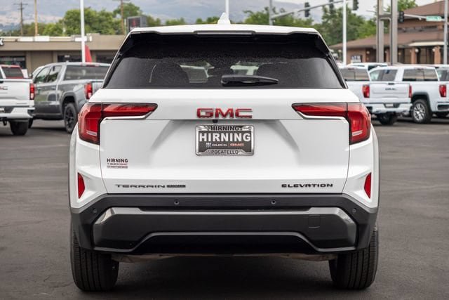 Certified 2025 GMC Terrain Elevation AWD/4WD image 4